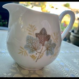 Winterling Vtg Leaf Creamer Gravy Boat & Oval Bowl